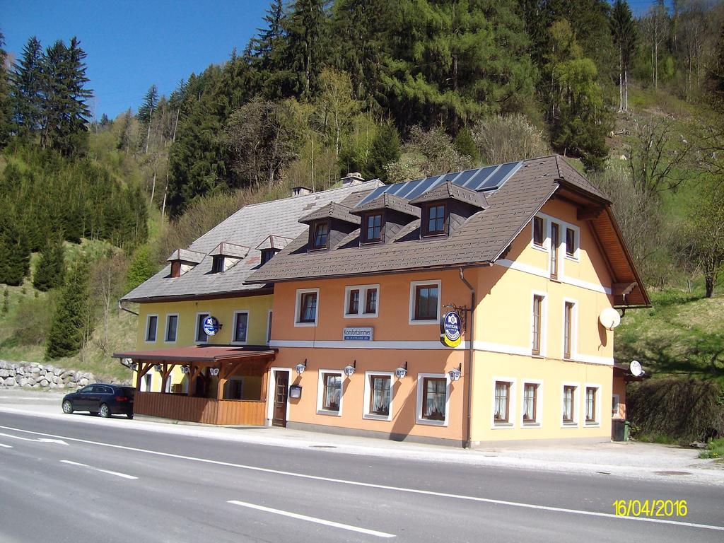 Gasthaus Zur Melzen Versbichl Ngoại thất bức ảnh